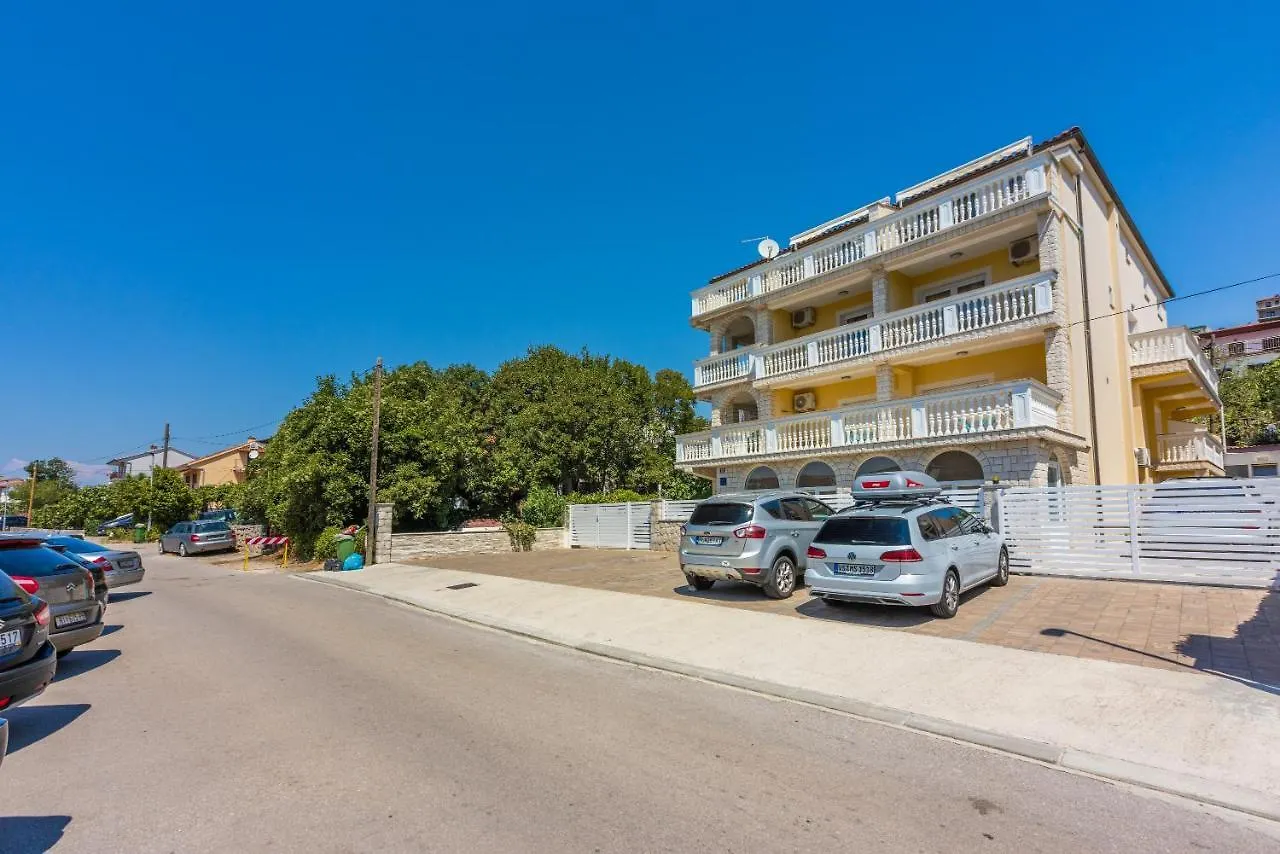 Kijara Apartmani Crikvenica