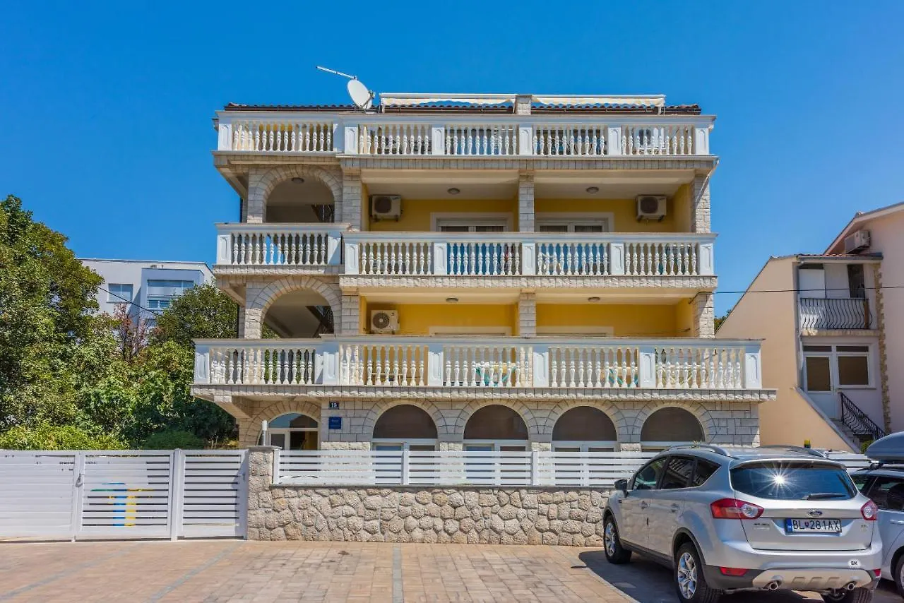 Kijara Apartmani Crikvenica