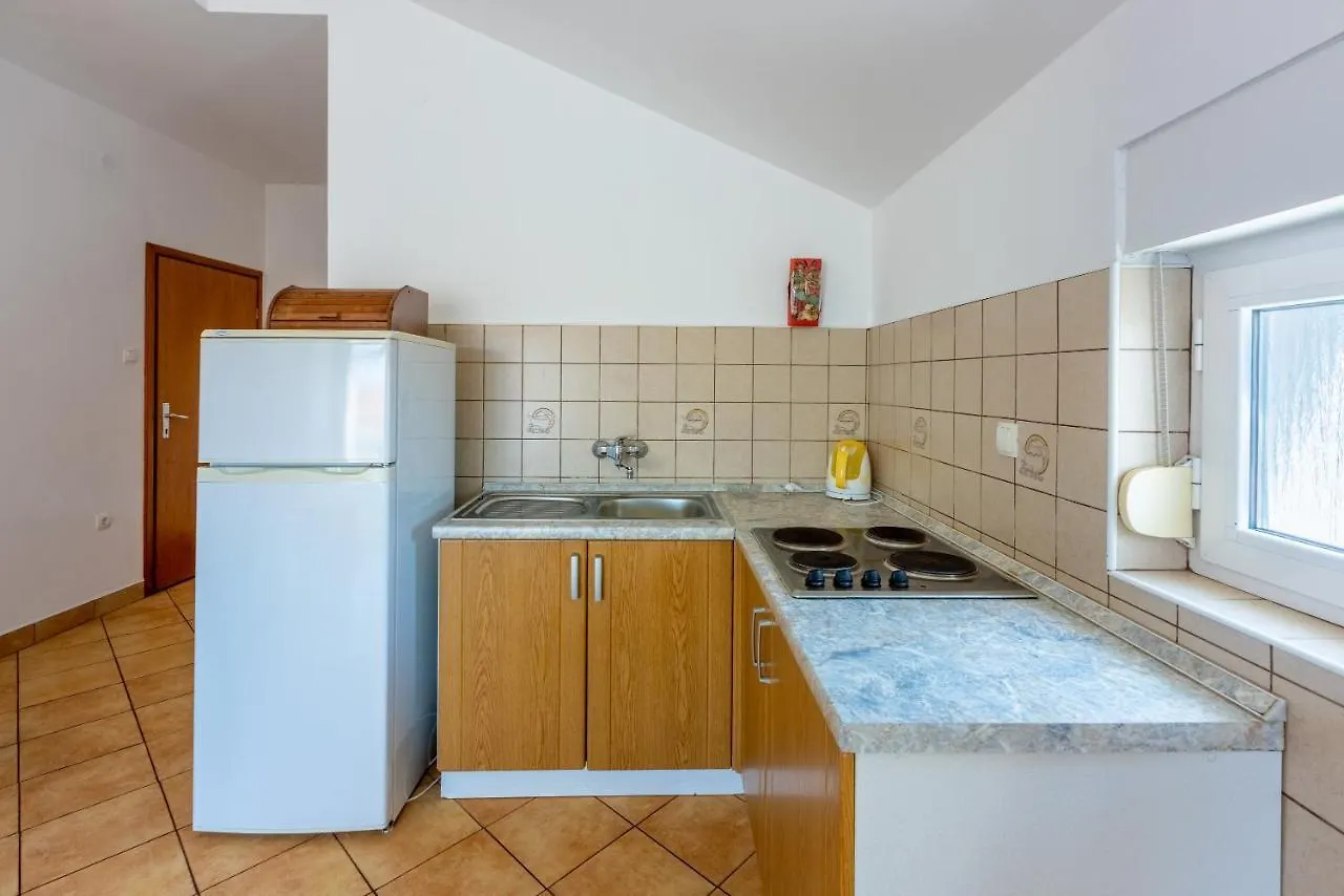 Kijara Apartmani Crikvenica 0*,  Croatia