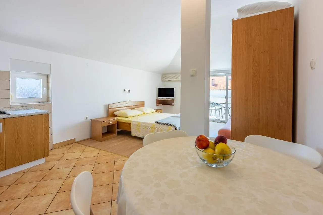 Kijara Apartmani Crikvenica